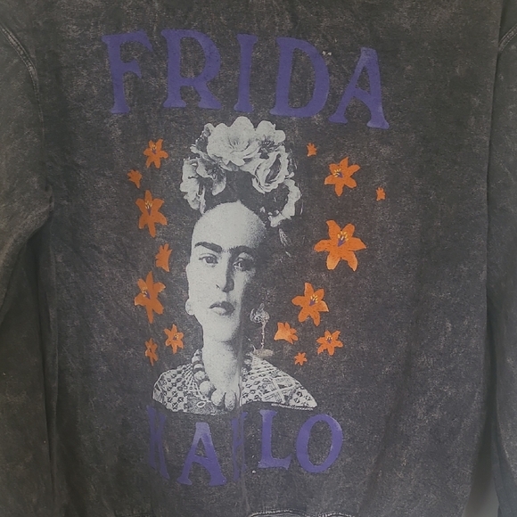 Frida Kahlo Graphic Sweatshirt Washed Black and Purple.. Oversized Fit - Picture 3 of 4